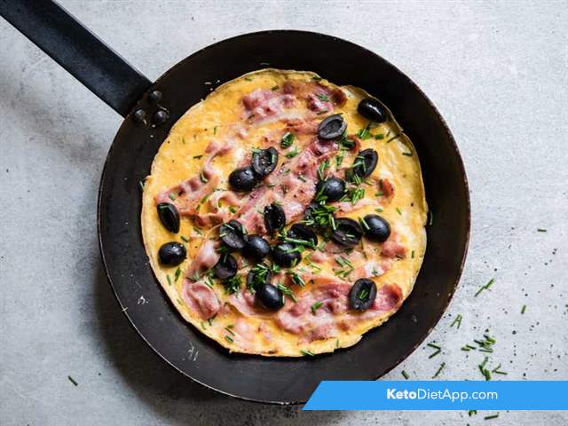 Bacon & olive omelet