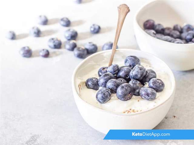 Greek yogurt with blueberries