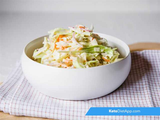 Creamy keto coleslaw