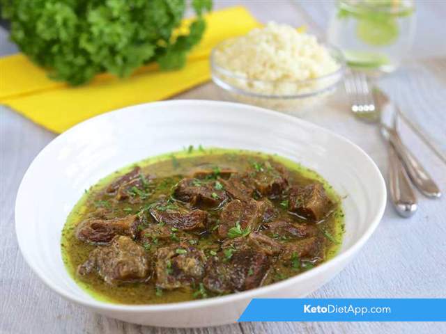 Slow cooked beef korma