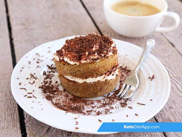 Tiramisu mug cake