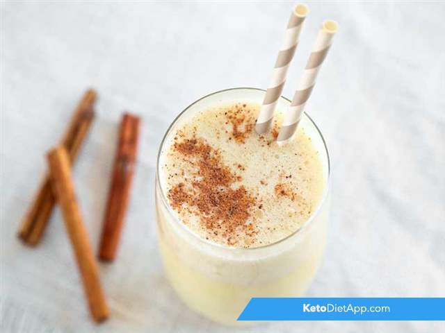 Eggnog smoothie