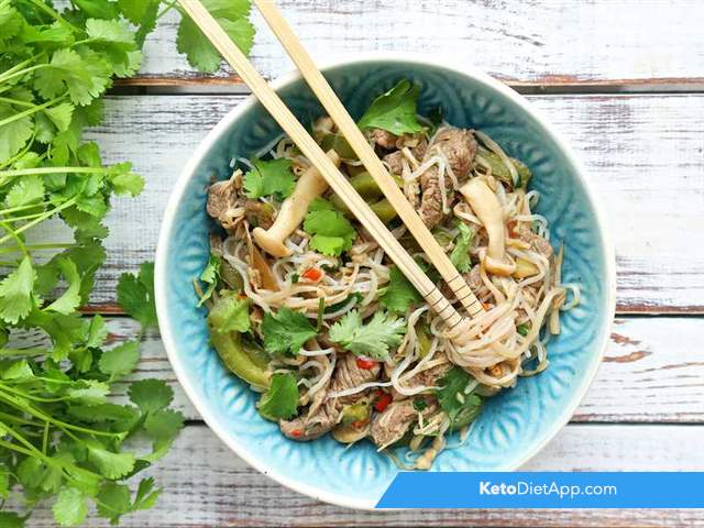 Beef stir-fry with noodles