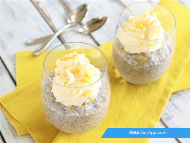 Lemon chia pudding