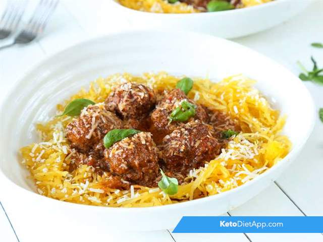 Italian spaghetti squash meatballs